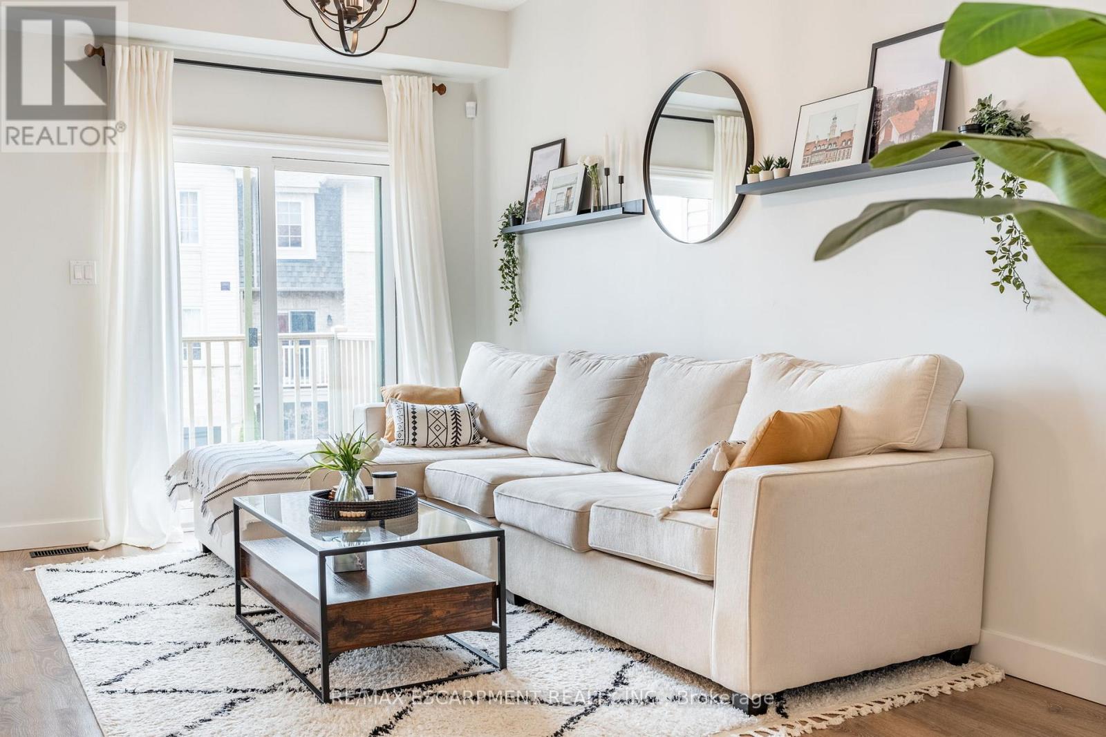 5 - 11 Stockbridge Gardens, Hamilton, Ontario  L8J 0H5 - Photo 9 - X12760294