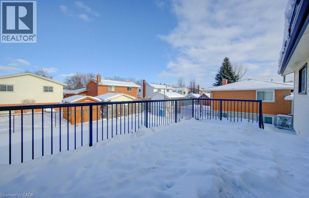 402 Heritage Drive, Kitchener, Ontario  N2B 3M9 - Photo 26 - 40802185