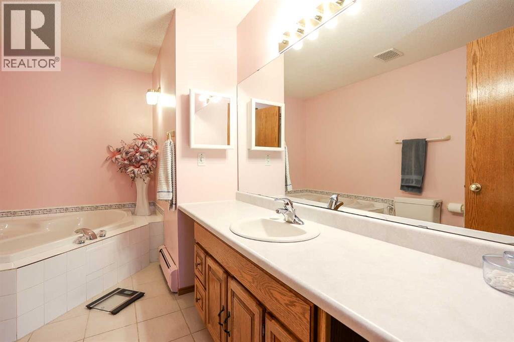 10, 27501 Township Road 374, Rural Red Deer County, Alberta  T5S 2B1 - Photo 26 - A2274461