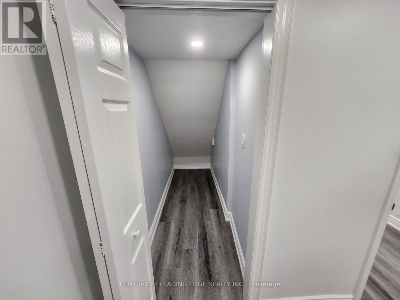 Lower - 6409 Saratoga Way, Mississauga, Ontario  L5N 7V7 - Photo 11 - W12660566