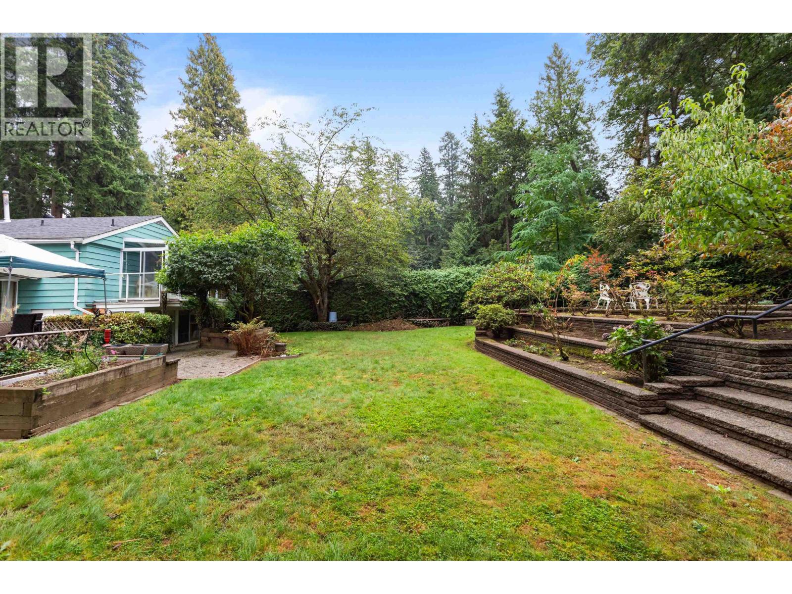 21470 124th Avenue, Maple Ridge, British Columbia  V2X 4H3 - Photo 32 - R3086914