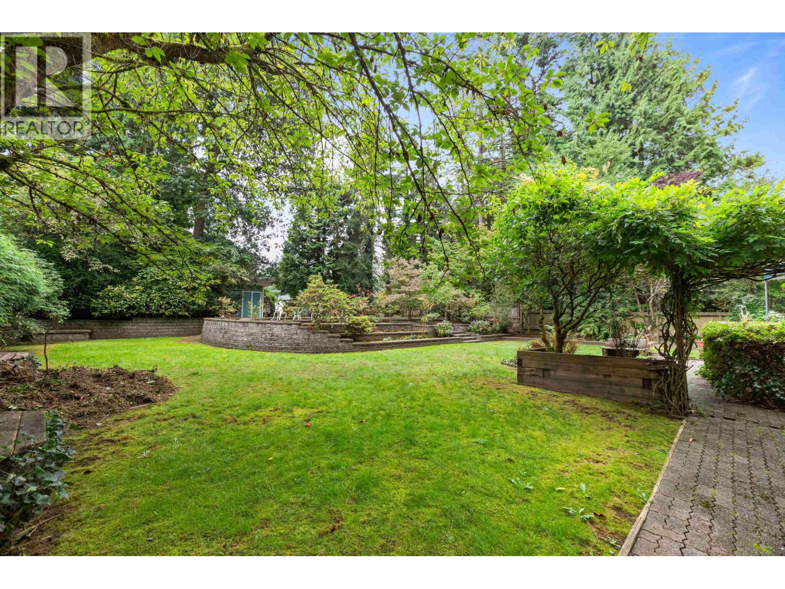 21470 124th Avenue, Maple Ridge, British Columbia  V2X 4H3 - Photo 36 - R3086914