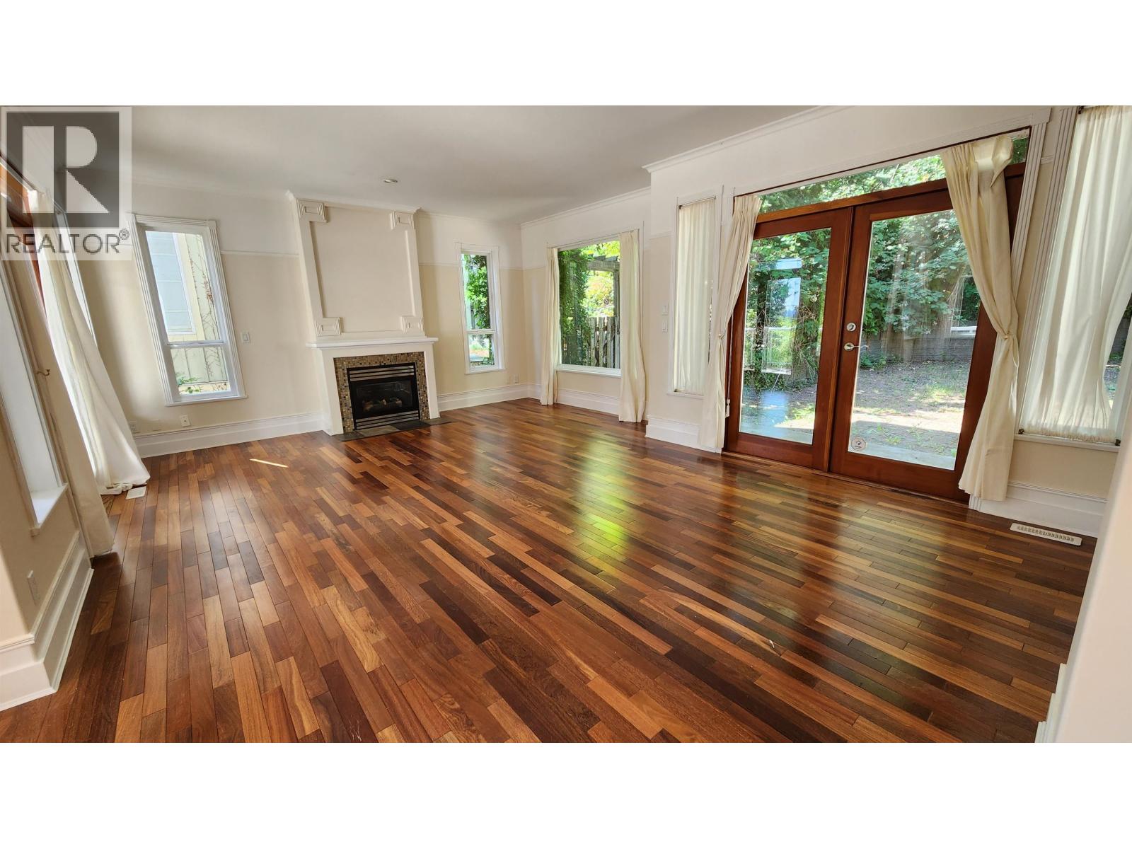 1170 W 17TH STREET, North Vancouver, British Columbia