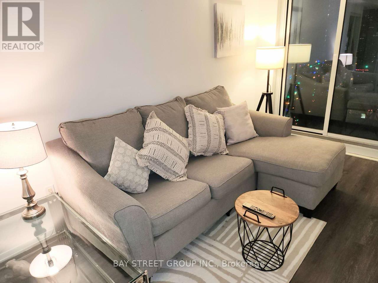 3010 - 251 Jarvis Street, Toronto, Ontario  M5B 0C3 - Photo 2 - C12760300