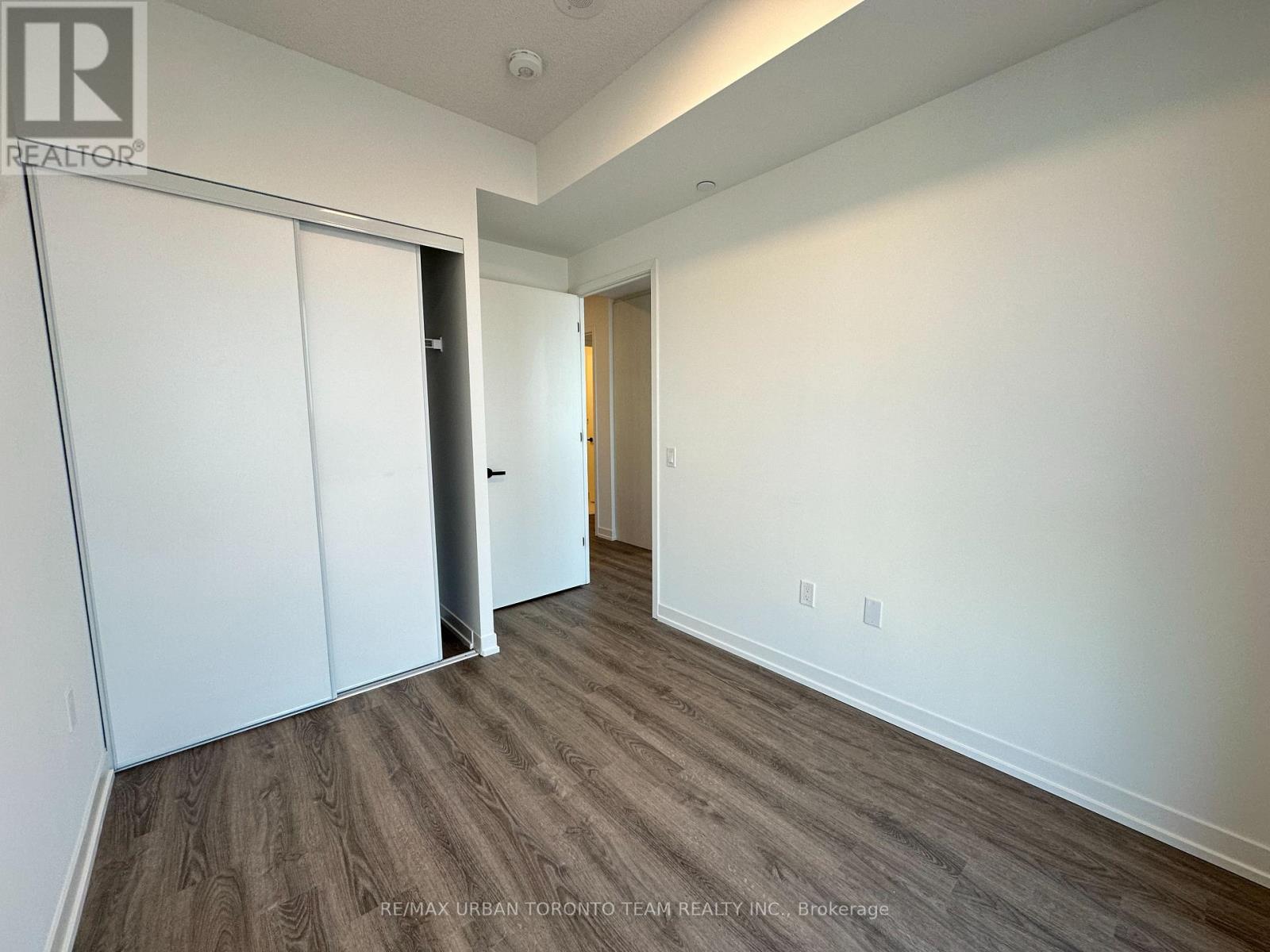 3202 - 8 Interchange Way, Vaughan, Ontario  L4K 5Z7 - Photo 11 - N12760298