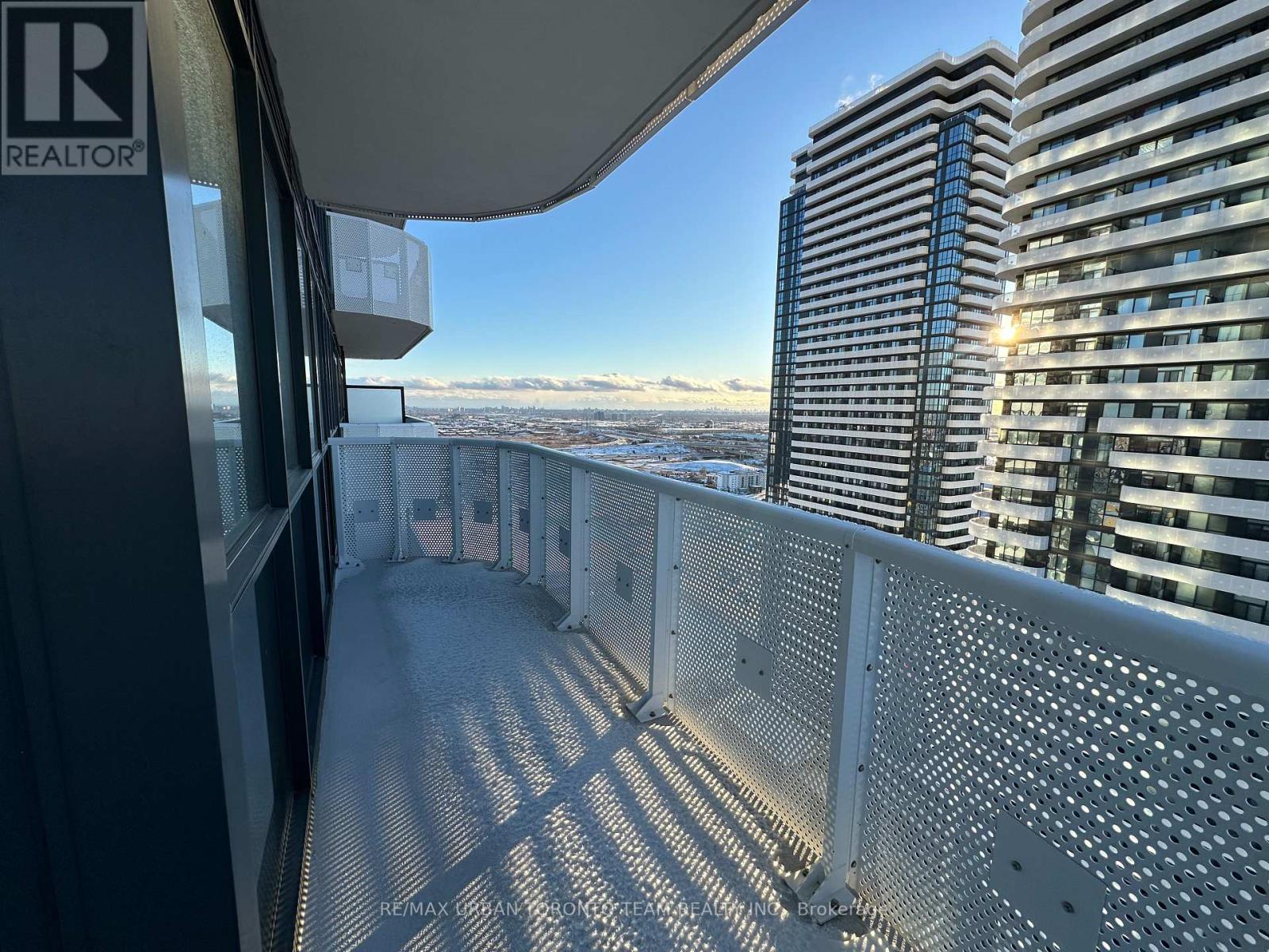 3202 - 8 Interchange Way, Vaughan, Ontario  L4K 5Z7 - Photo 13 - N12760298