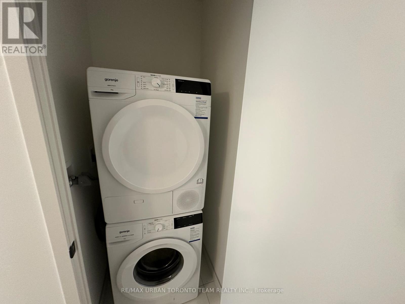 3202 - 8 Interchange Way, Vaughan, Ontario  L4K 5Z7 - Photo 18 - N12760298