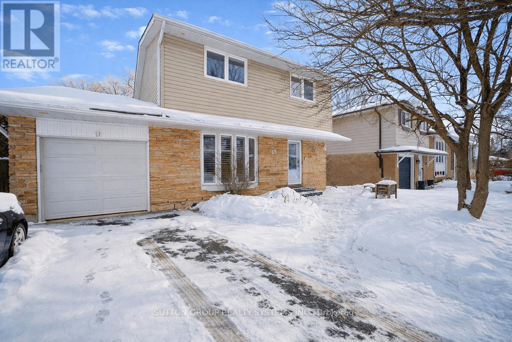 69 ELLWOOD DRIVE E, Caledon, Ontario