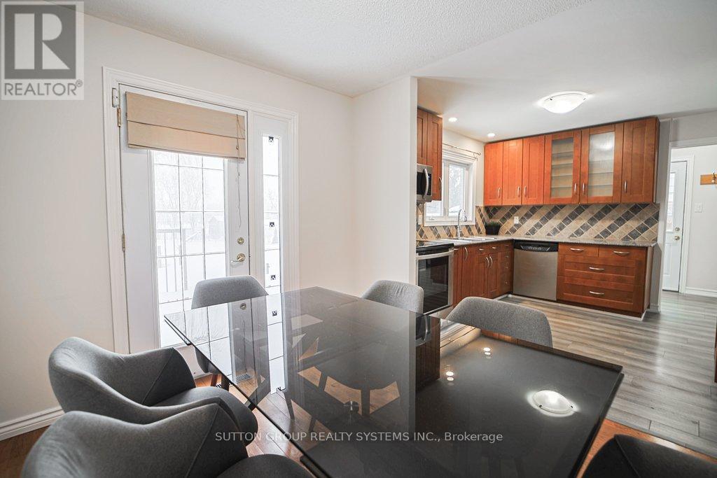 69 Ellwood Drive E, Caledon, Ontario  L7E 2A6 - Photo 6 - W12760302