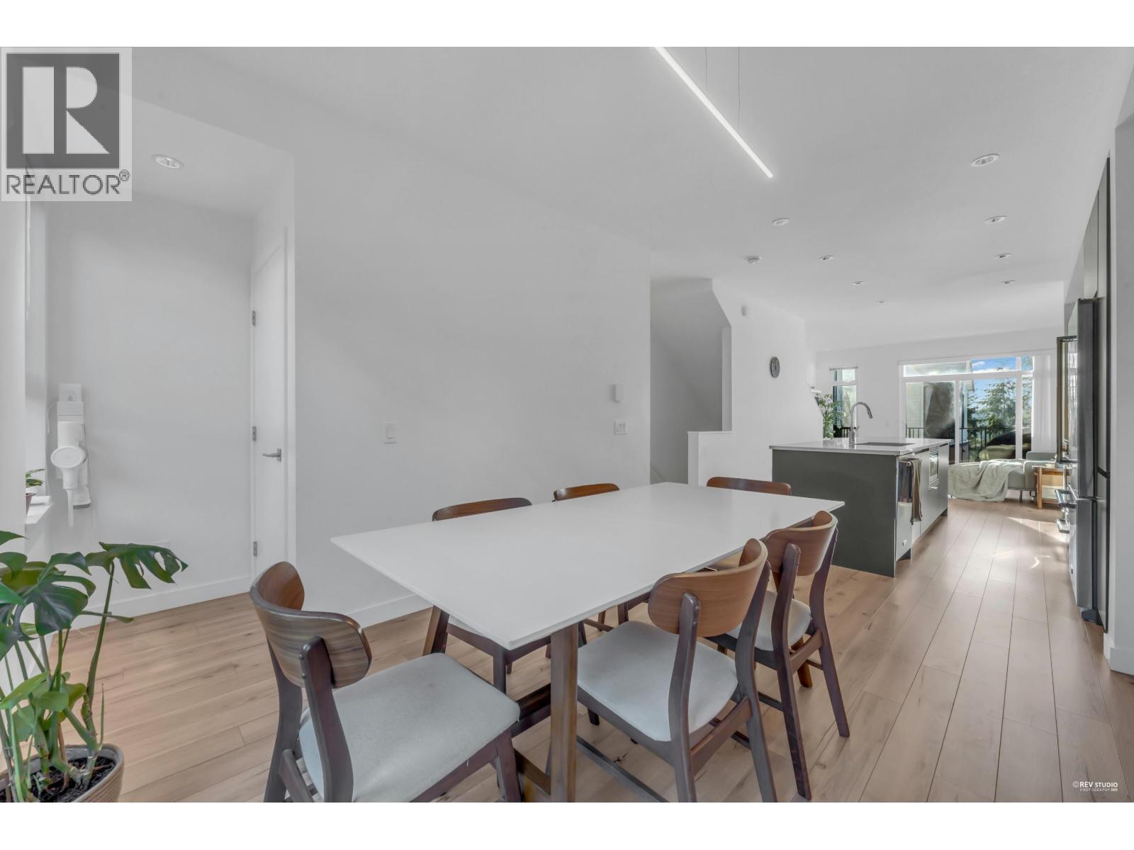 27 1228 Hudson Street, Coquitlam, British Columbia  V3B 0R3 - Photo 3 - R3085609