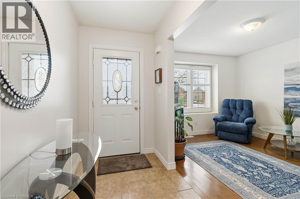 15 Cobden Court Unit# 14, Brantford, Ontario  N3R 8B7 - Photo 3 - 40800594