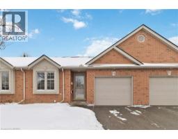 15 COBDEN Court Unit# 14, Brantford, Ontario