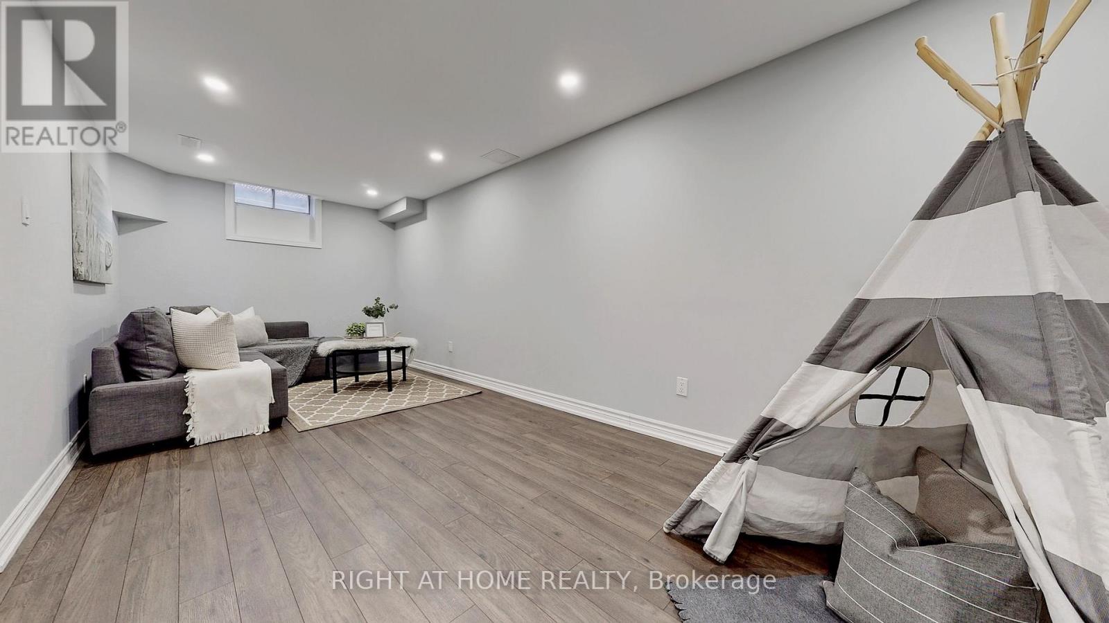 105 Greenfield Crescent, Whitby, Ontario  L1N 7G2 - Photo 25 - E12760328