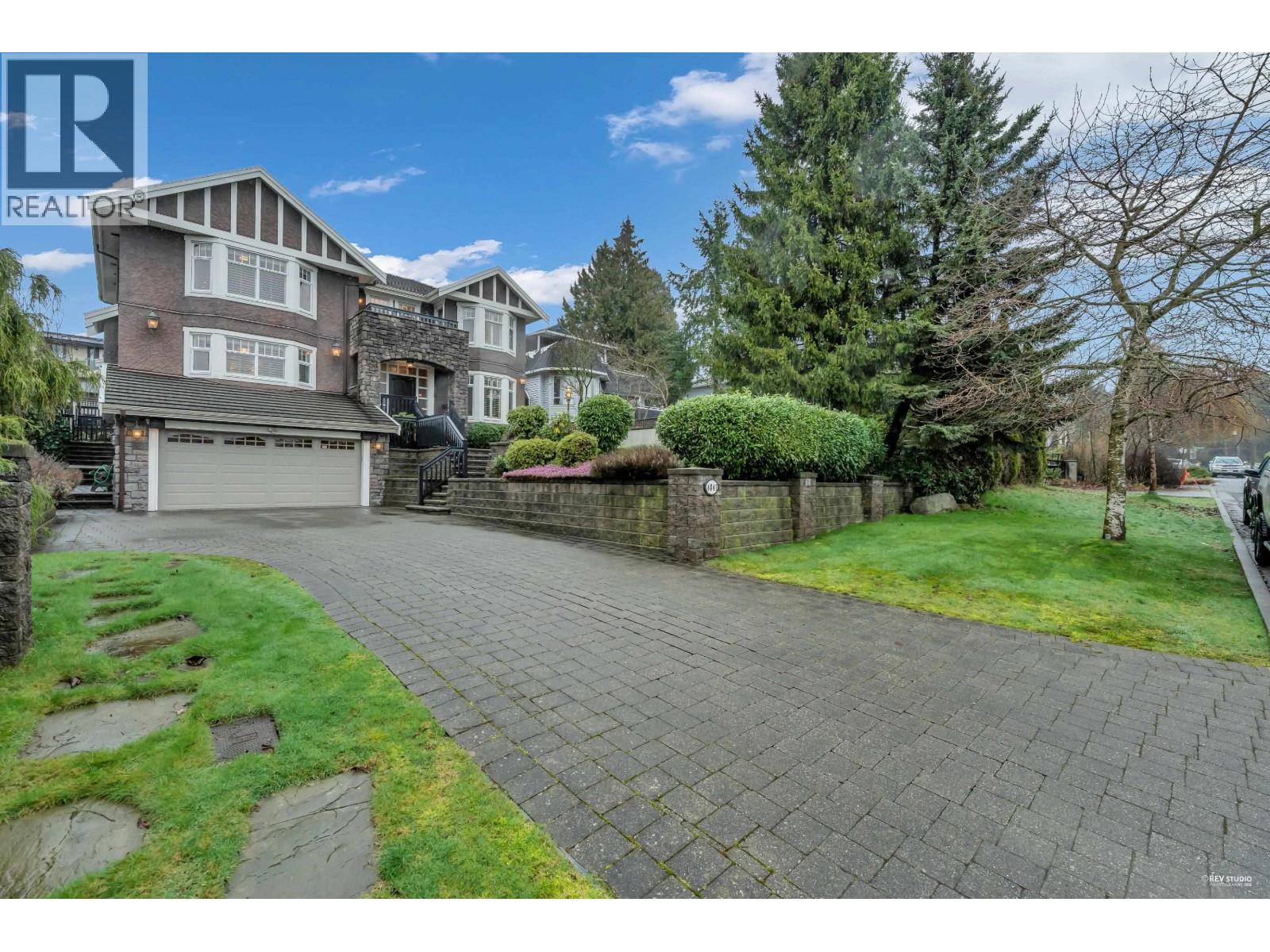 4841 Clinton Street, Burnaby, British Columbia  V5J 2L1 - Photo 1 - R3086599