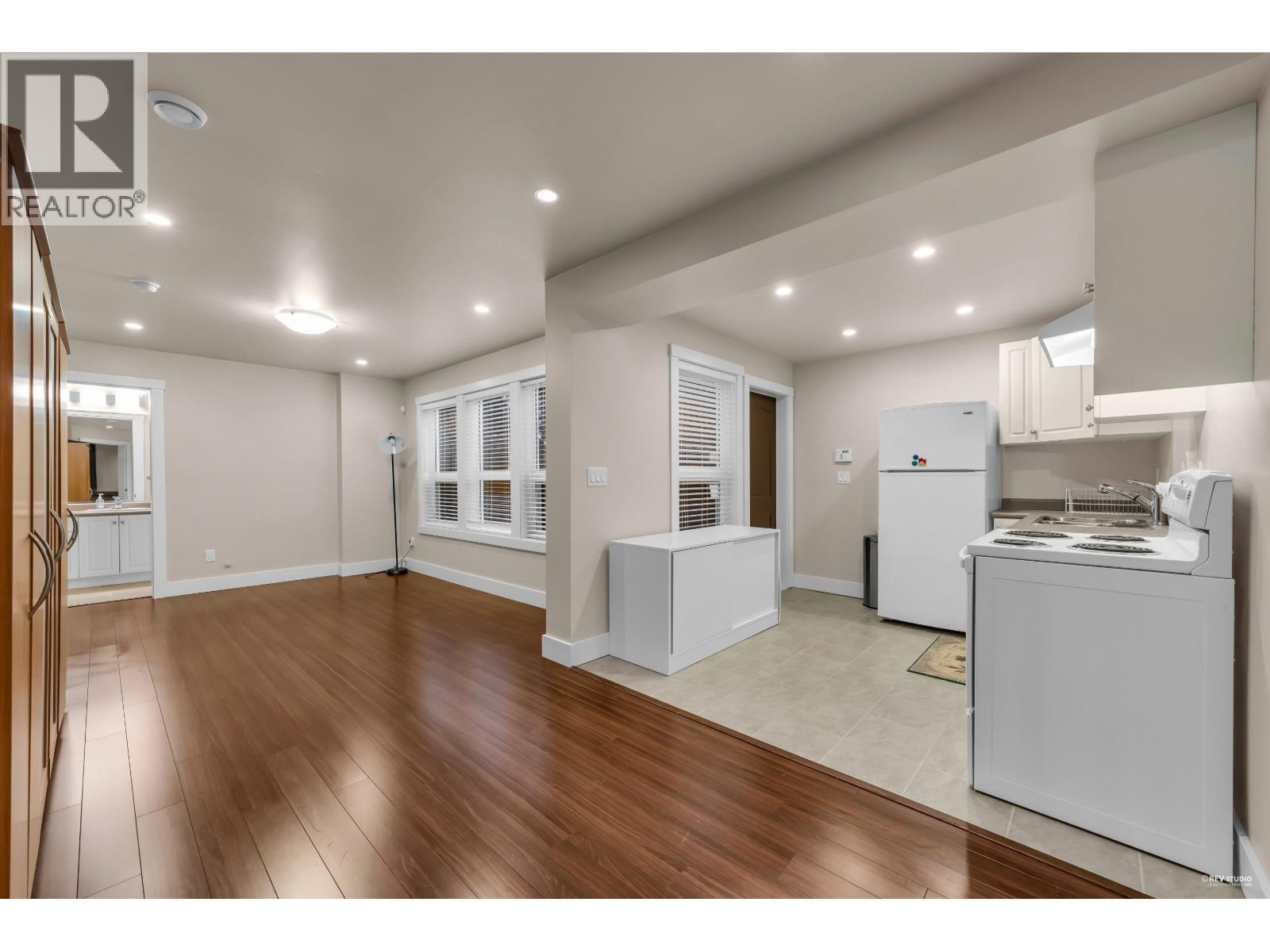 4841 Clinton Street, Burnaby, British Columbia  V5J 2L1 - Photo 32 - R3086599