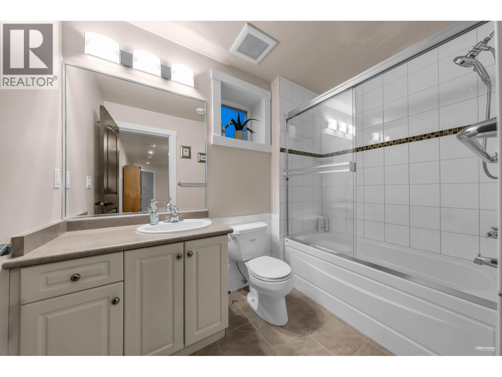 4841 Clinton Street, Burnaby, British Columbia  V5J 2L1 - Photo 36 - R3086599