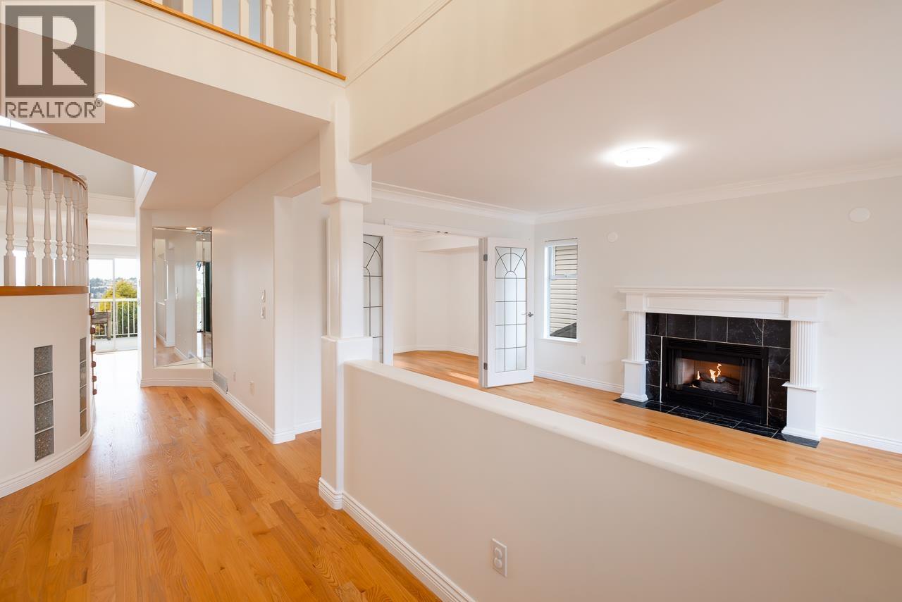 1287 Dewar Way, Port Coquitlam, British Columbia  V3C 5Z2 - Photo 3 - R3084162