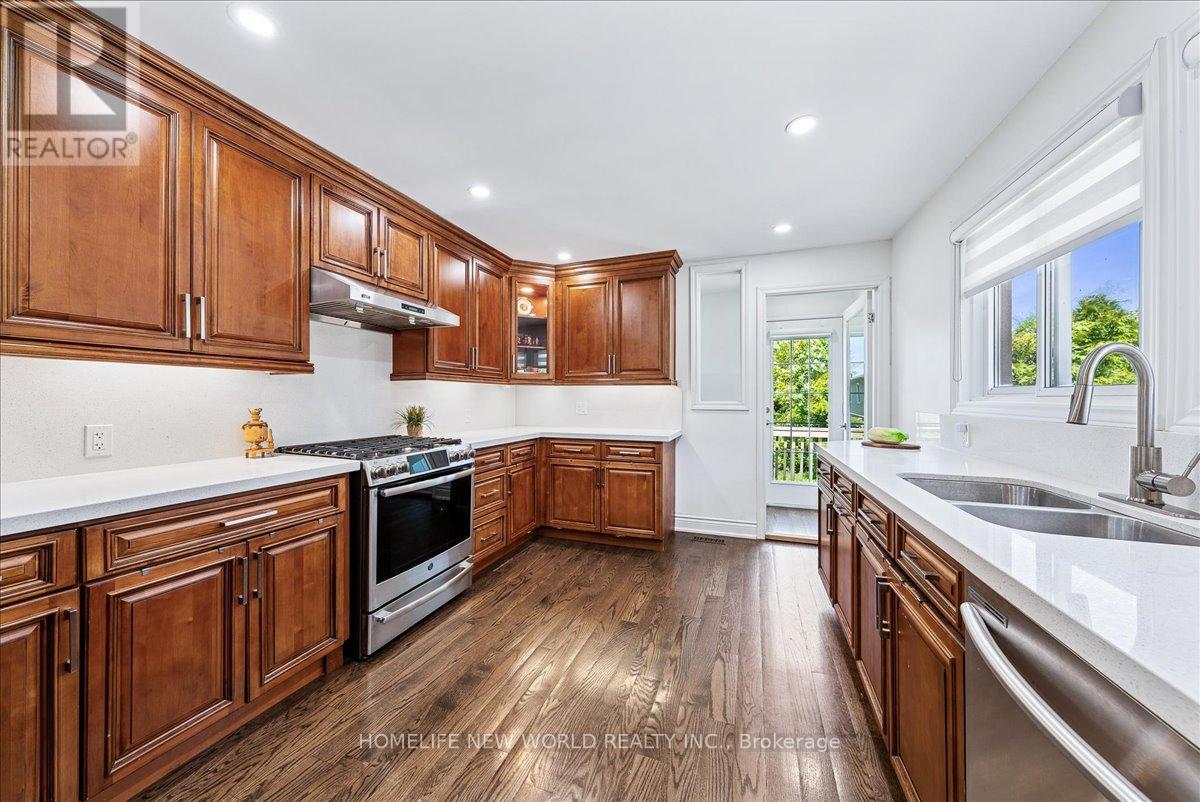 853 Fairbank Avenue, Georgina (Historic Lakeshore Communities), Ontario  L0E 1S0 - Photo 17 - N12760312