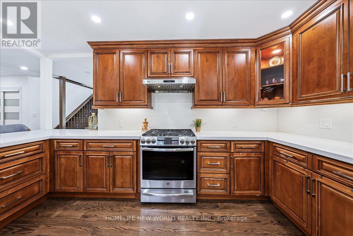 853 Fairbank Avenue, Georgina (Historic Lakeshore Communities), Ontario  L0E 1S0 - Photo 20 - N12760312