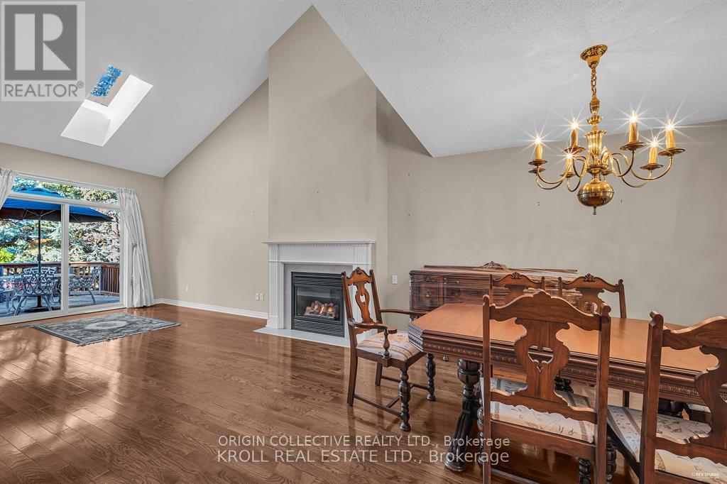 77 Celebrity Greens Way, Markham, Ontario  L6E 1B5 - Photo 13 - N12760324