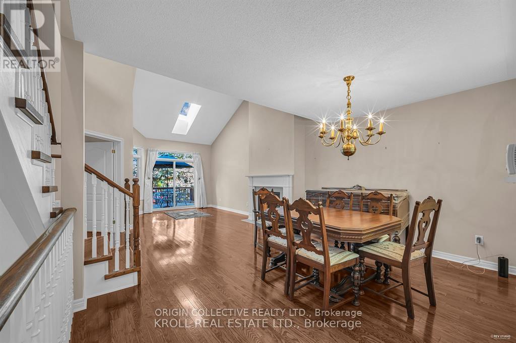 77 Celebrity Greens Way, Markham, Ontario  L6E 1B5 - Photo 14 - N12760324