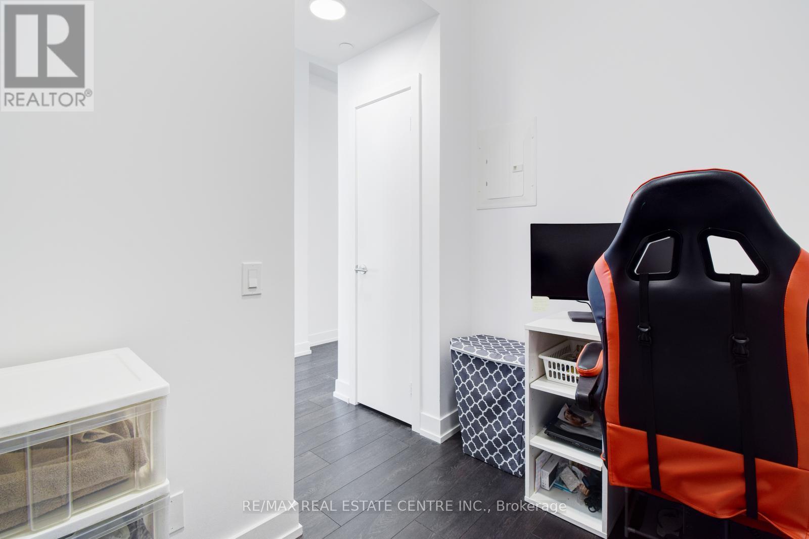 202 - 215 Veterans Drive, Brampton, Ontario  L7A 4S6 - Photo 16 - W12760326