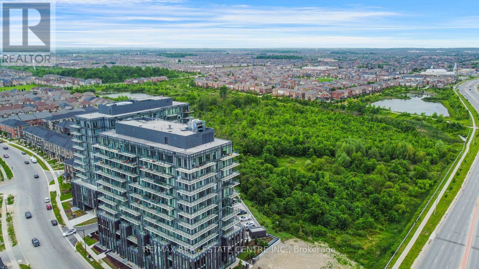 202 - 215 Veterans Drive, Brampton, Ontario  L7A 4S6 - Photo 5 - W12760326