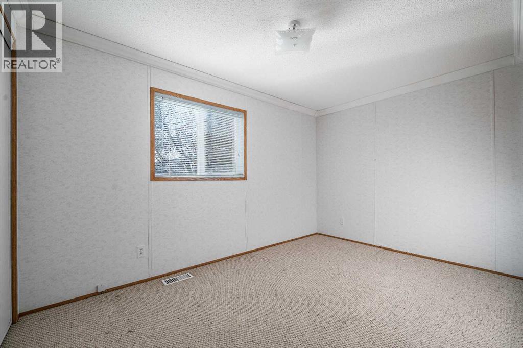 103 1 Avenue E, Bow Island, Alberta  T0K 0G0 - Photo 18 - A2282945