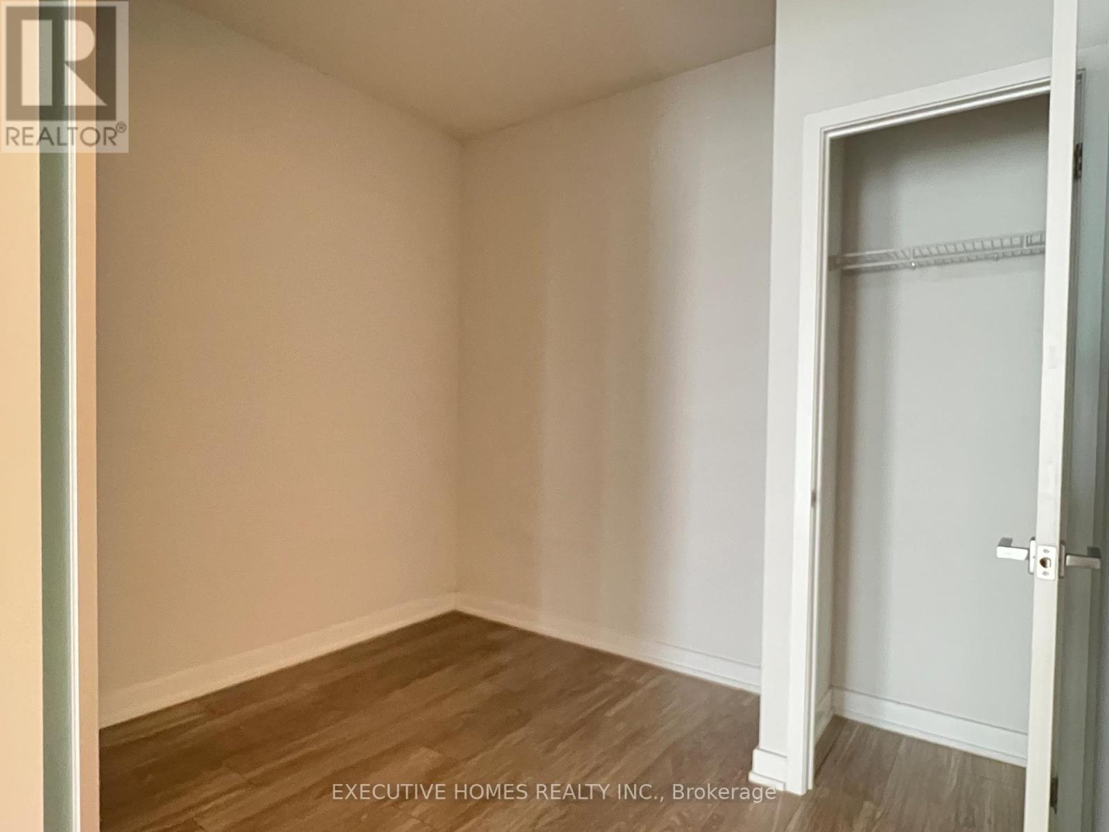 1416 - 4055 Parkside Village Drive, Mississauga, Ontario  L5B 0K8 - Photo 9 - W12759690