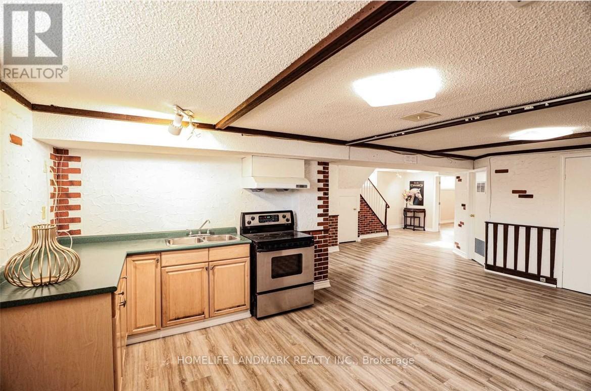 50 Slidell Crescent, Toronto, Ontario  M3A 2C4 - Photo 11 - C12760334