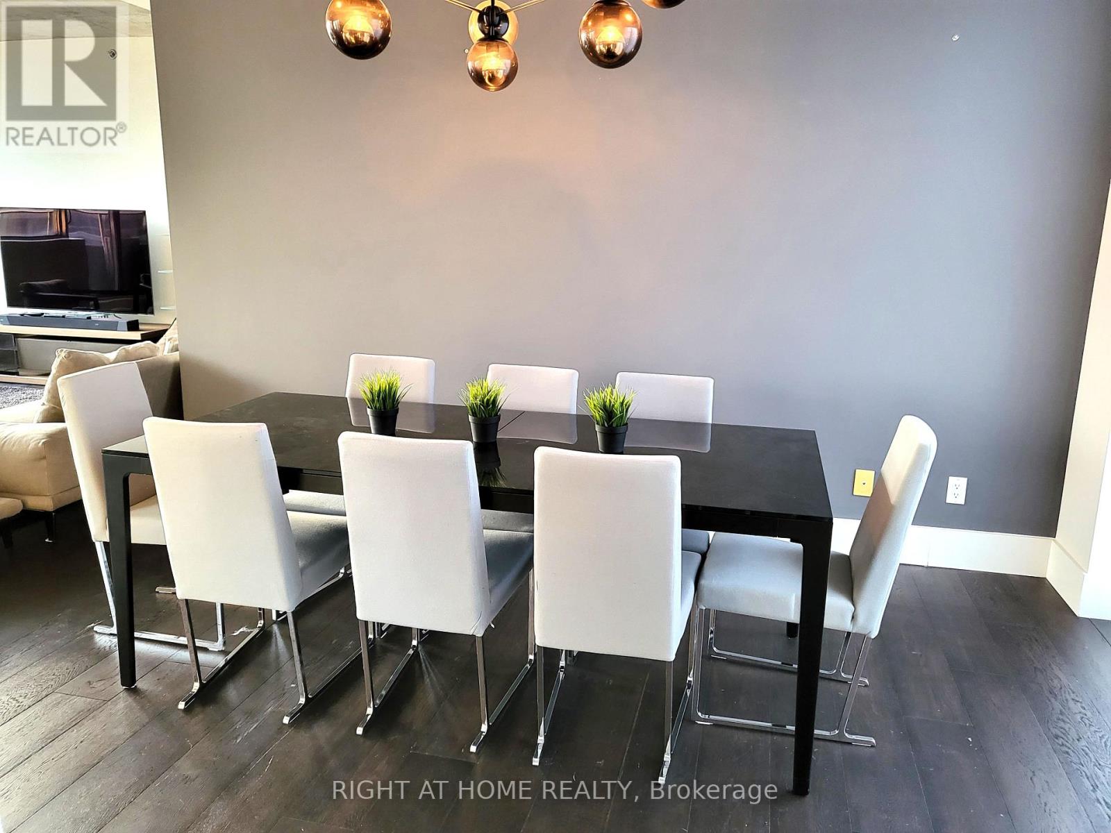 Ph1027 - 55 Stewart Street, Toronto, Ontario  M5V 2V1 - Photo 3 - C12760364