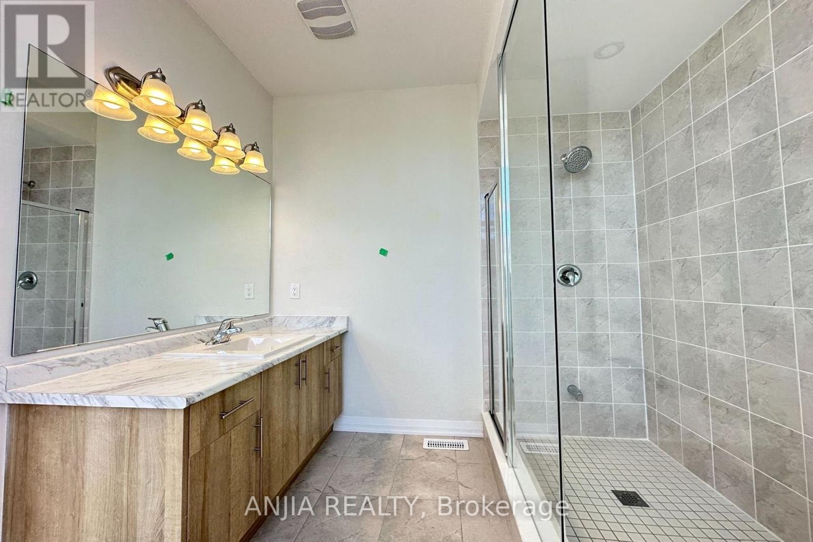 33 Millman Lane, Richmond Hill, Ontario  L4S 1N7 - Photo 12 - N12760370