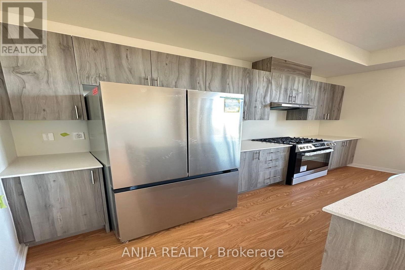 33 Millman Lane, Richmond Hill, Ontario  L4S 1N7 - Photo 7 - N12760370