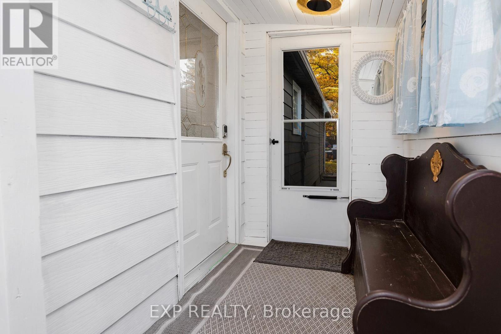 27 Sunnidale Road S, Wasaga Beach, Ontario  L9Z 2M5 - Photo 32 - S12760366