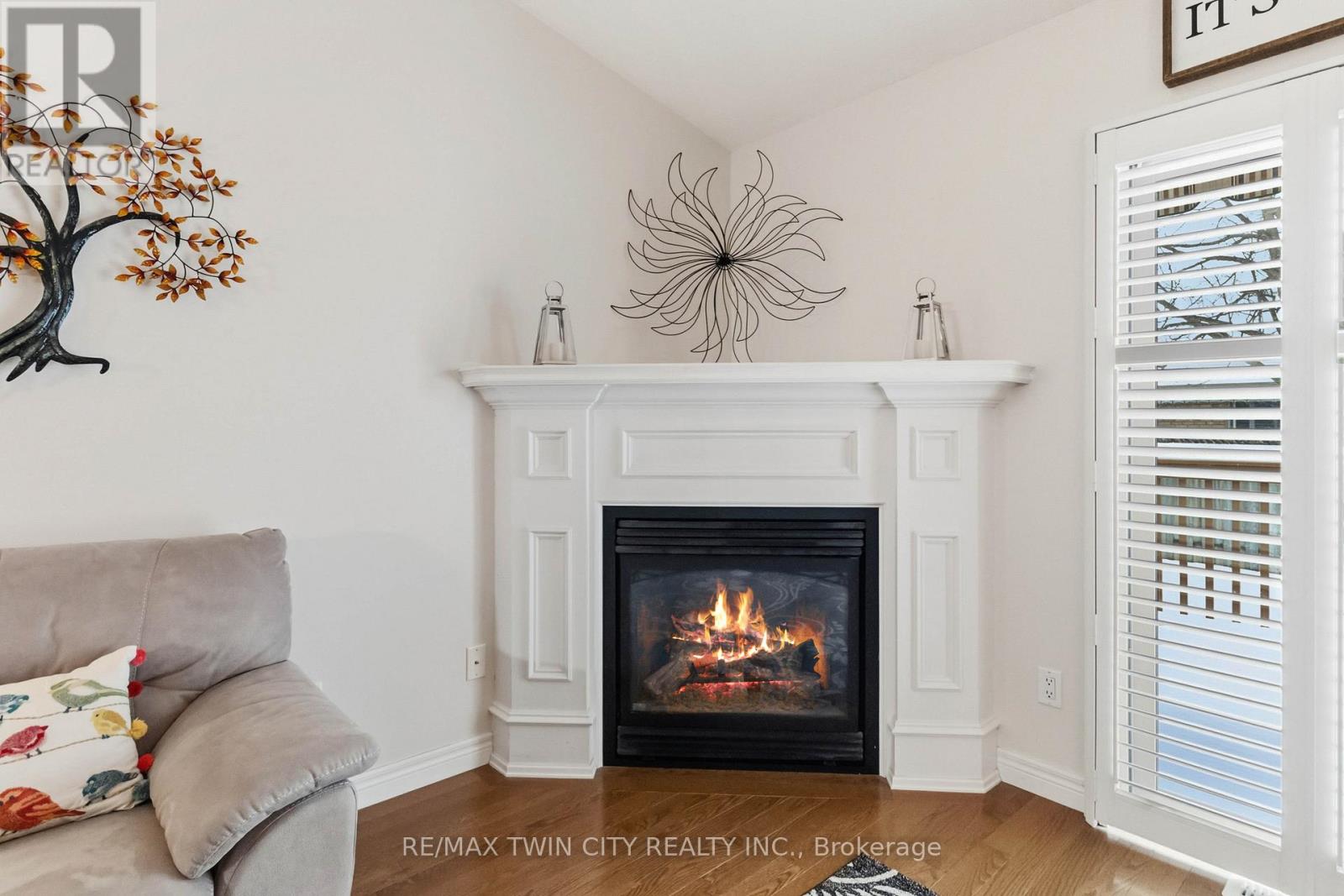 14 - 15 Cobden Court, Brantford, Ontario  N3R 8B7 - Photo 9 - X12760350