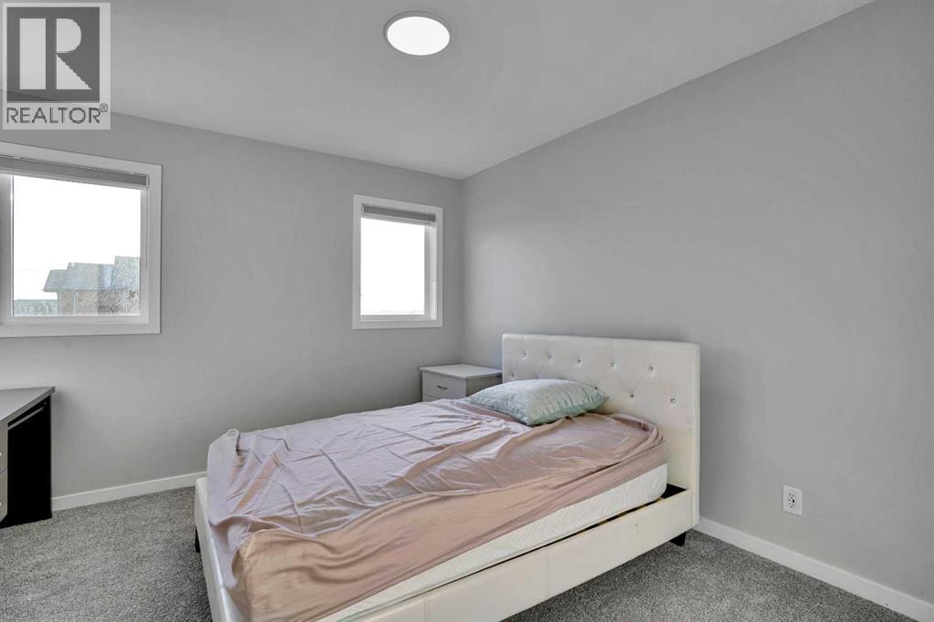 210 Lucas Close Nw, Calgary, Alberta  T3P 1Z4 - Photo 13 - A2284126