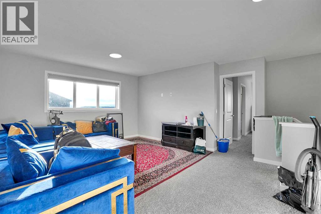 210 Lucas Close Nw, Calgary, Alberta  T3P 1Z4 - Photo 18 - A2284126