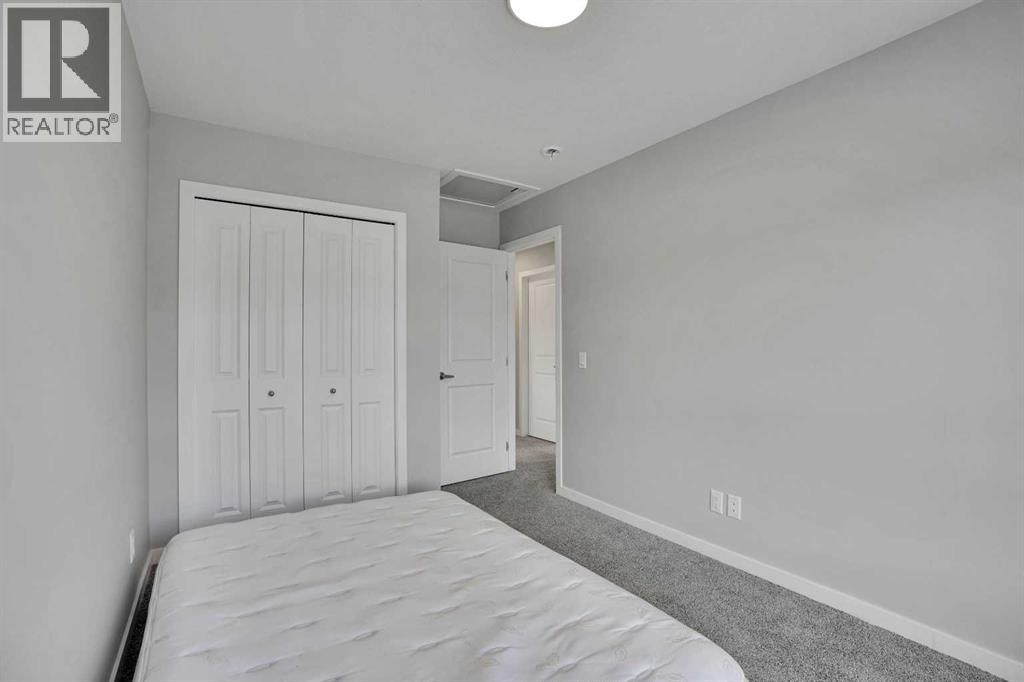 210 Lucas Close Nw, Calgary, Alberta  T3P 1Z4 - Photo 9 - A2284126