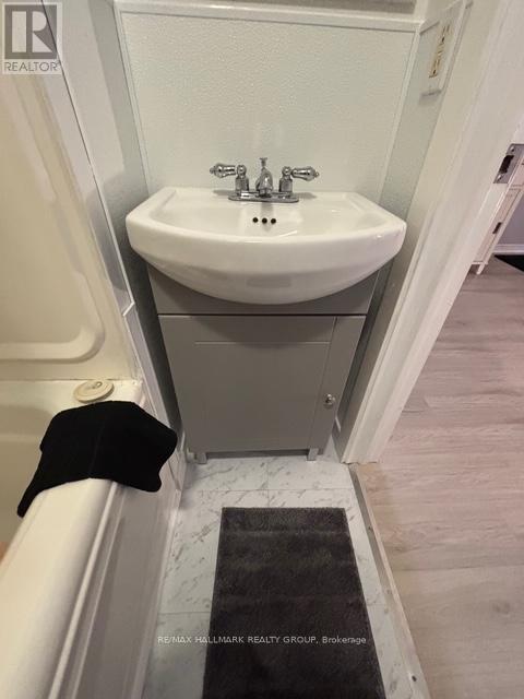 115 Carruthers Avenue, Ottawa, Ontario  K1Y 1N4 - Photo 13 - X12760372