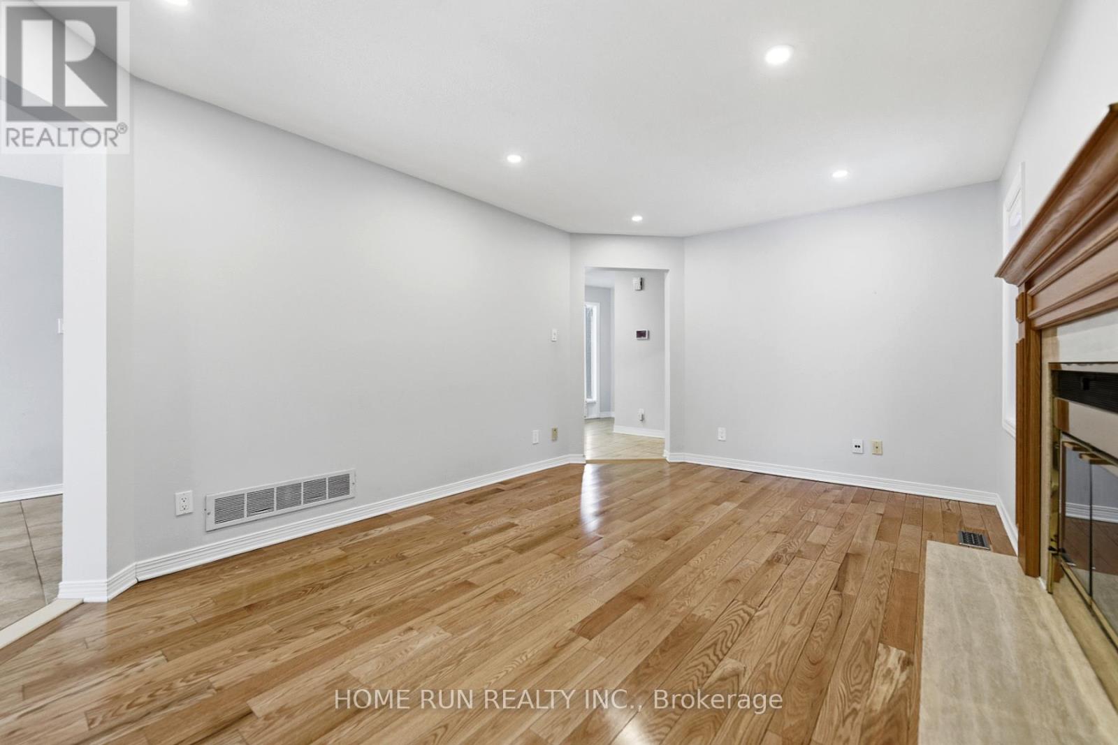 35 Weslock Way, Ottawa, Ontario  K2K 2K3 - Photo 17 - X12760410