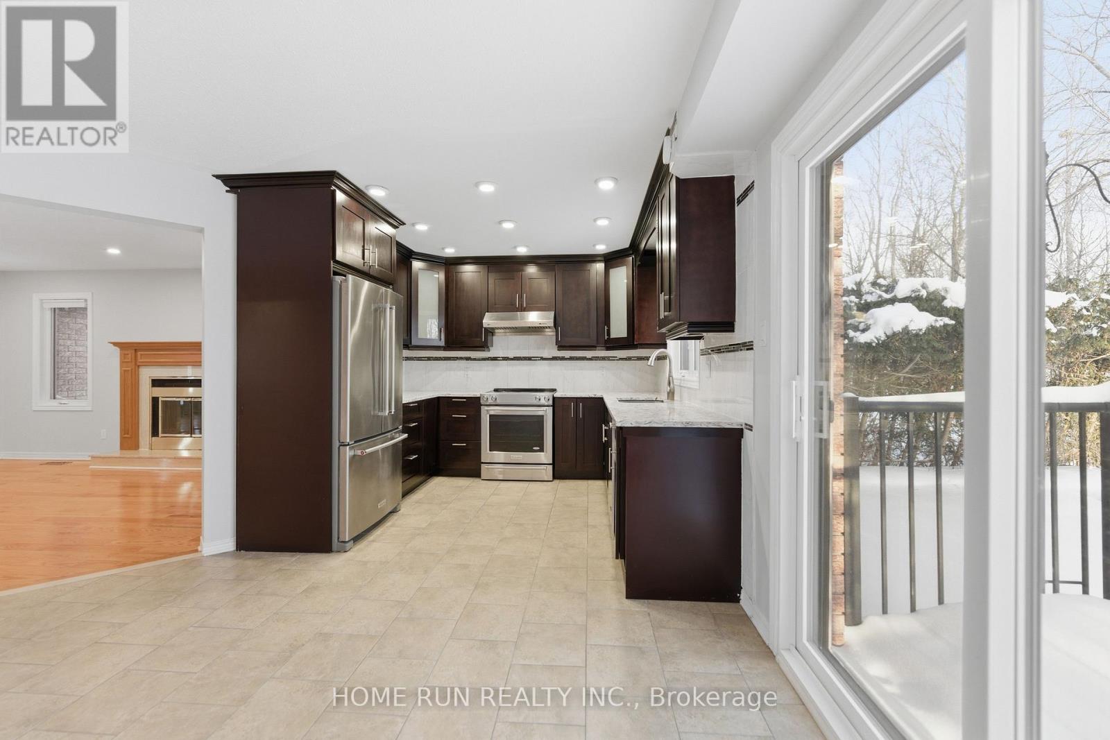 35 Weslock Way, Ottawa, Ontario  K2K 2K3 - Photo 20 - X12760410