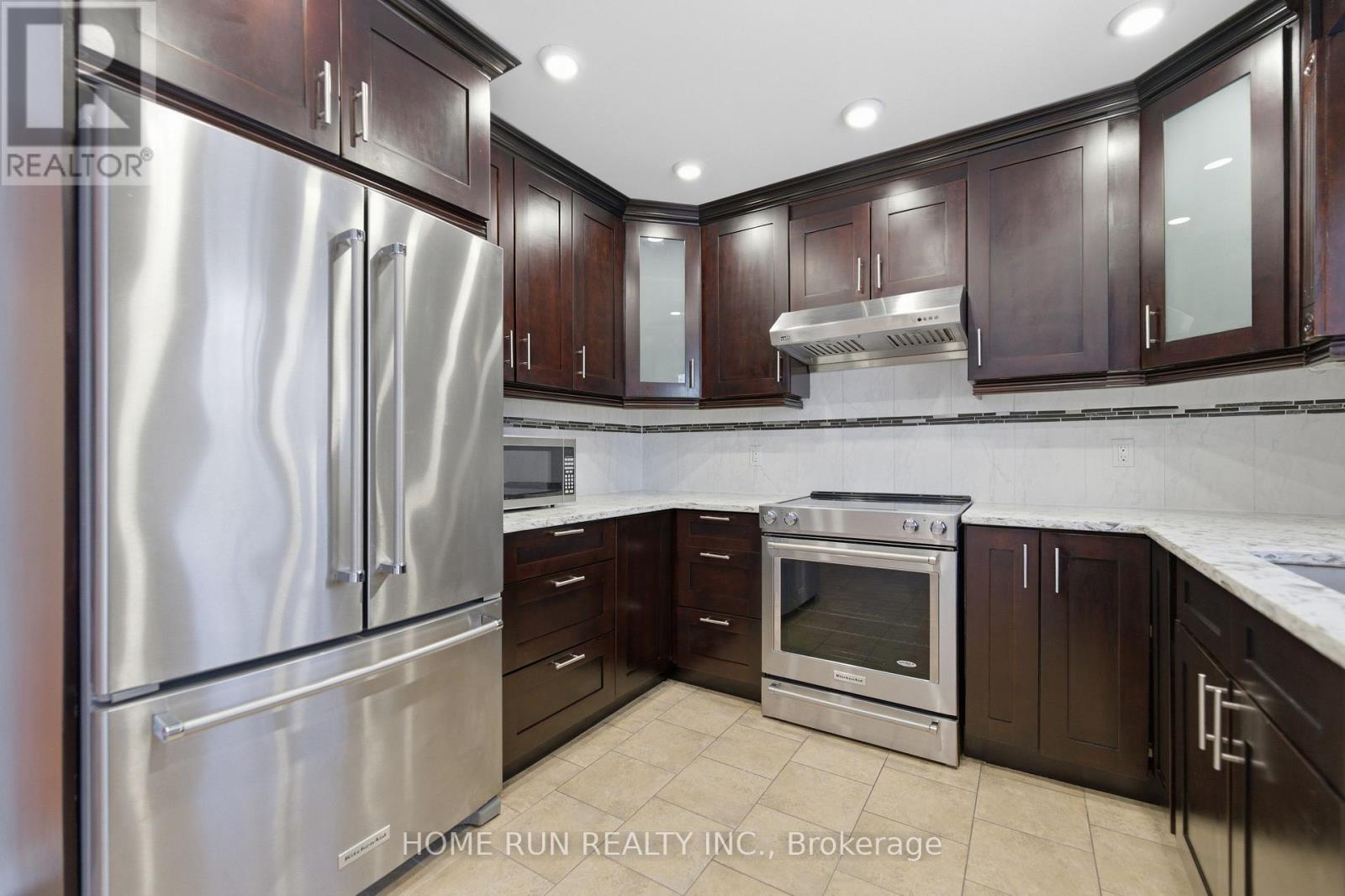 35 Weslock Way, Ottawa, Ontario  K2K 2K3 - Photo 22 - X12760410