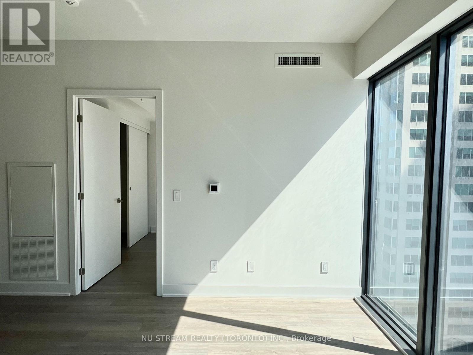 2505 - 8 Cumberland Street, Toronto, Ontario  M4W 0B6 - Photo 5 - C12760384