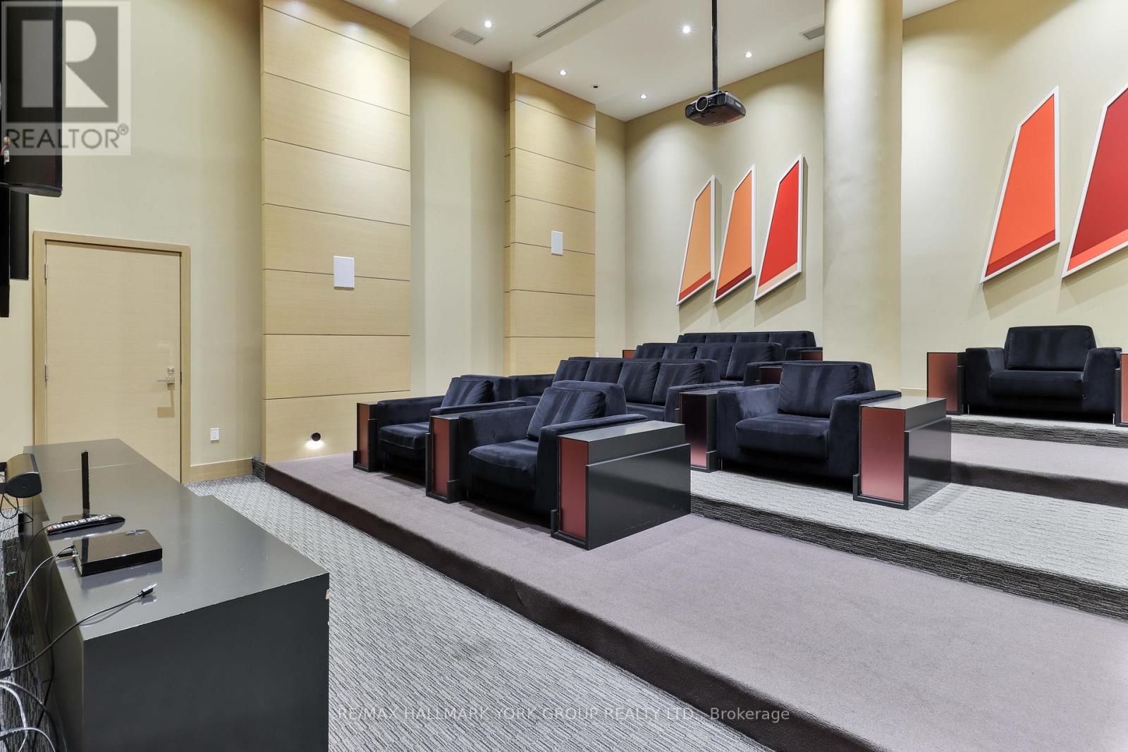 505 - 29 Queens Quay E, Toronto, Ontario  M5E 0A4 - Photo 33 - C12760404