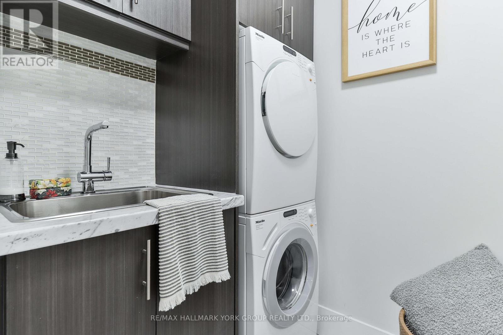 505 - 29 Queens Quay E, Toronto, Ontario  M5E 0A4 - Photo 26 - C12760414