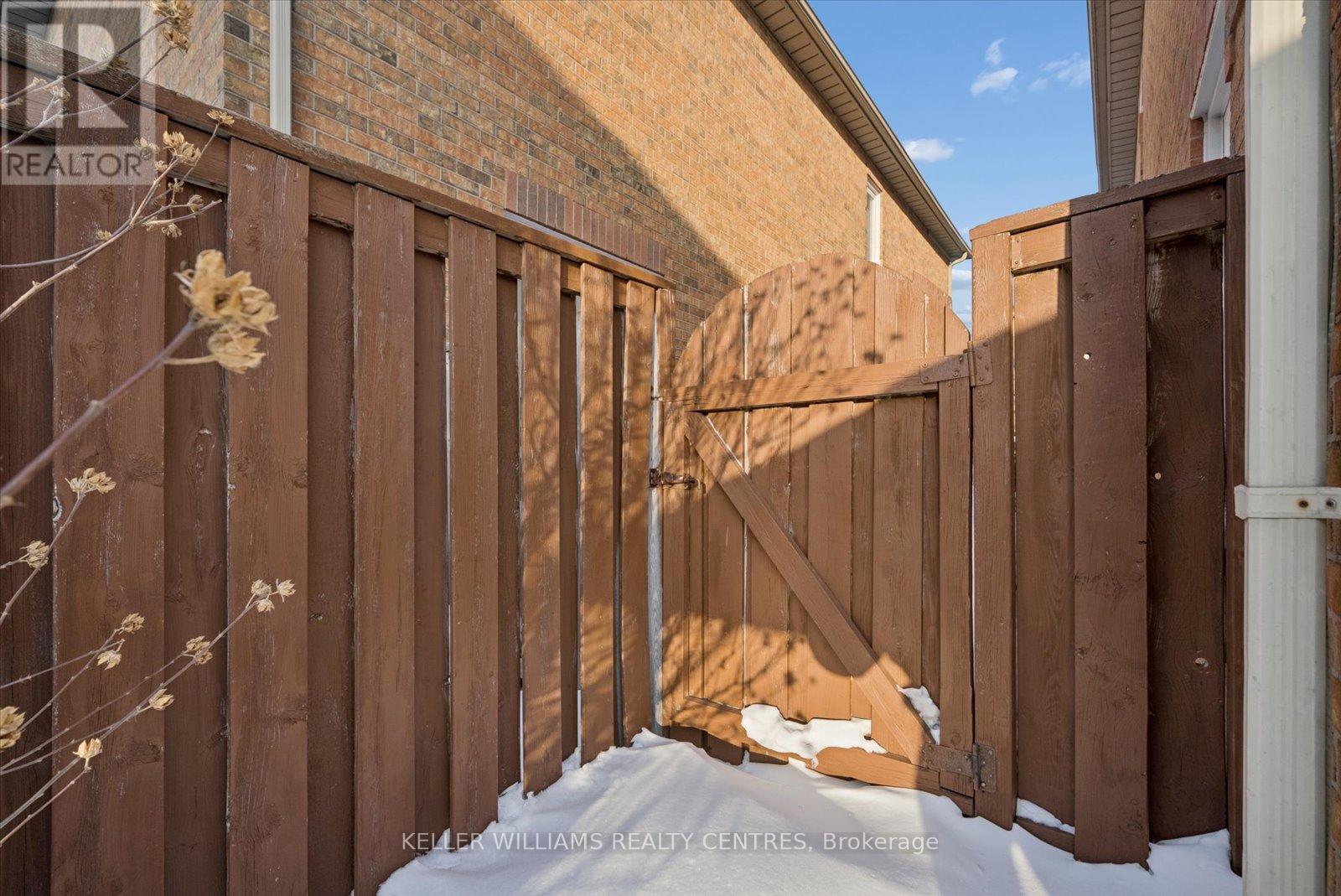 8 - 78 Tania Crescent, Vaughan, Ontario  L6A 2M8 - Photo 25 - N12760378