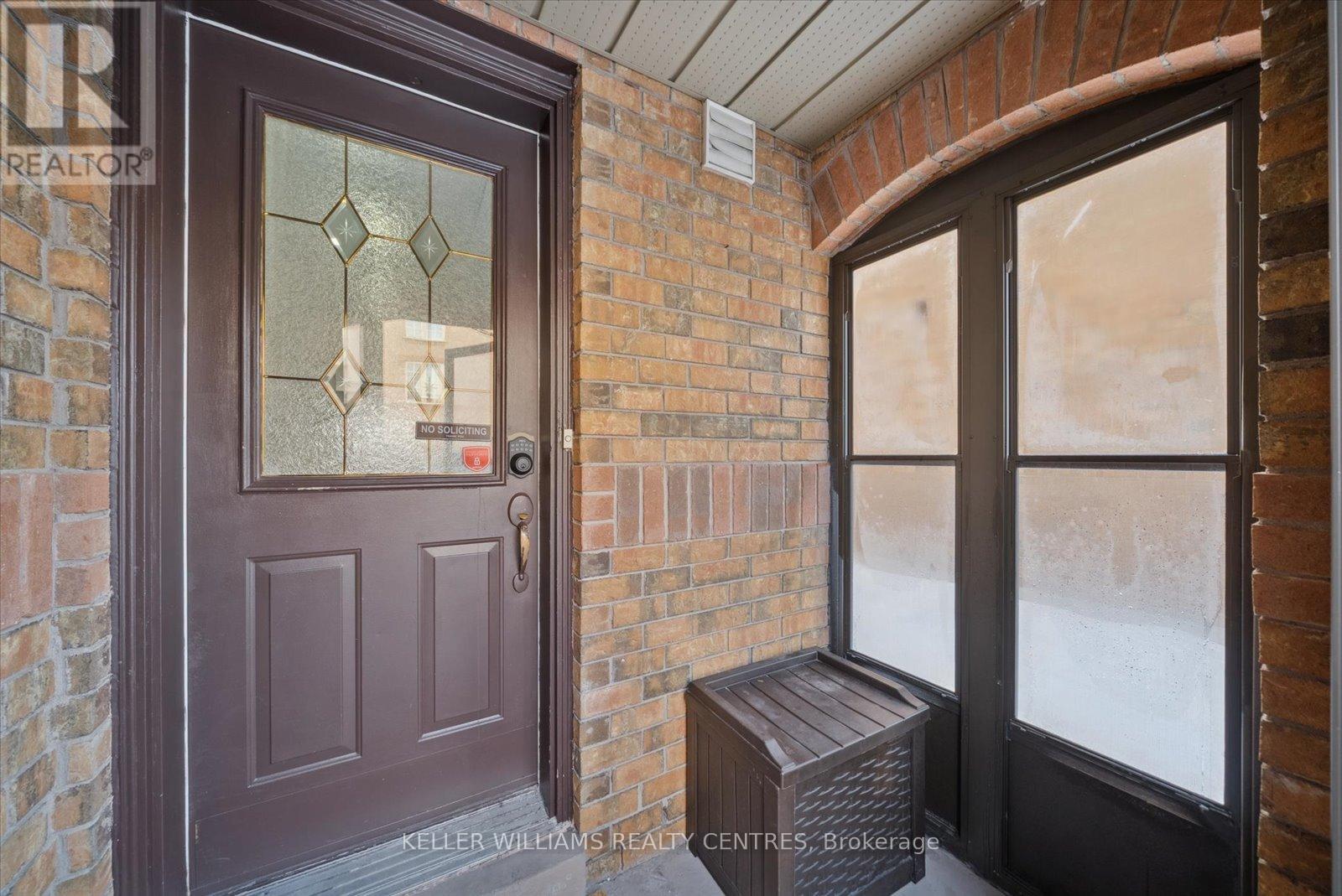 8 - 78 Tania Crescent, Vaughan, Ontario  L6A 2M8 - Photo 4 - N12760378