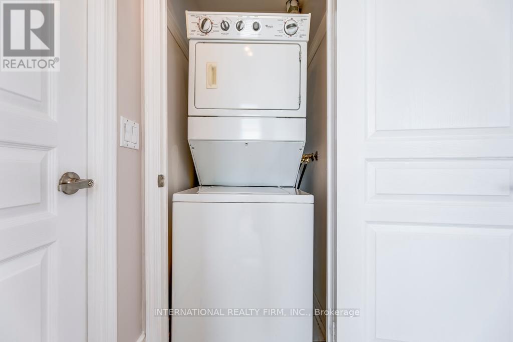 Ph09 - 350 Red Maple Road, Richmond Hill, Ontario  L4C 0T5 - Photo 16 - N12760396