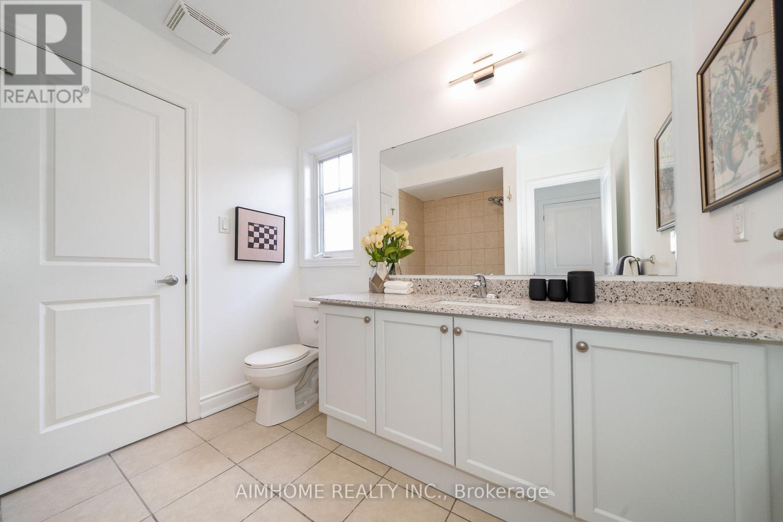 15 Rowley Street, Richmond Hill, Ontario  L4E 0N2 - Photo 39 - N12760412