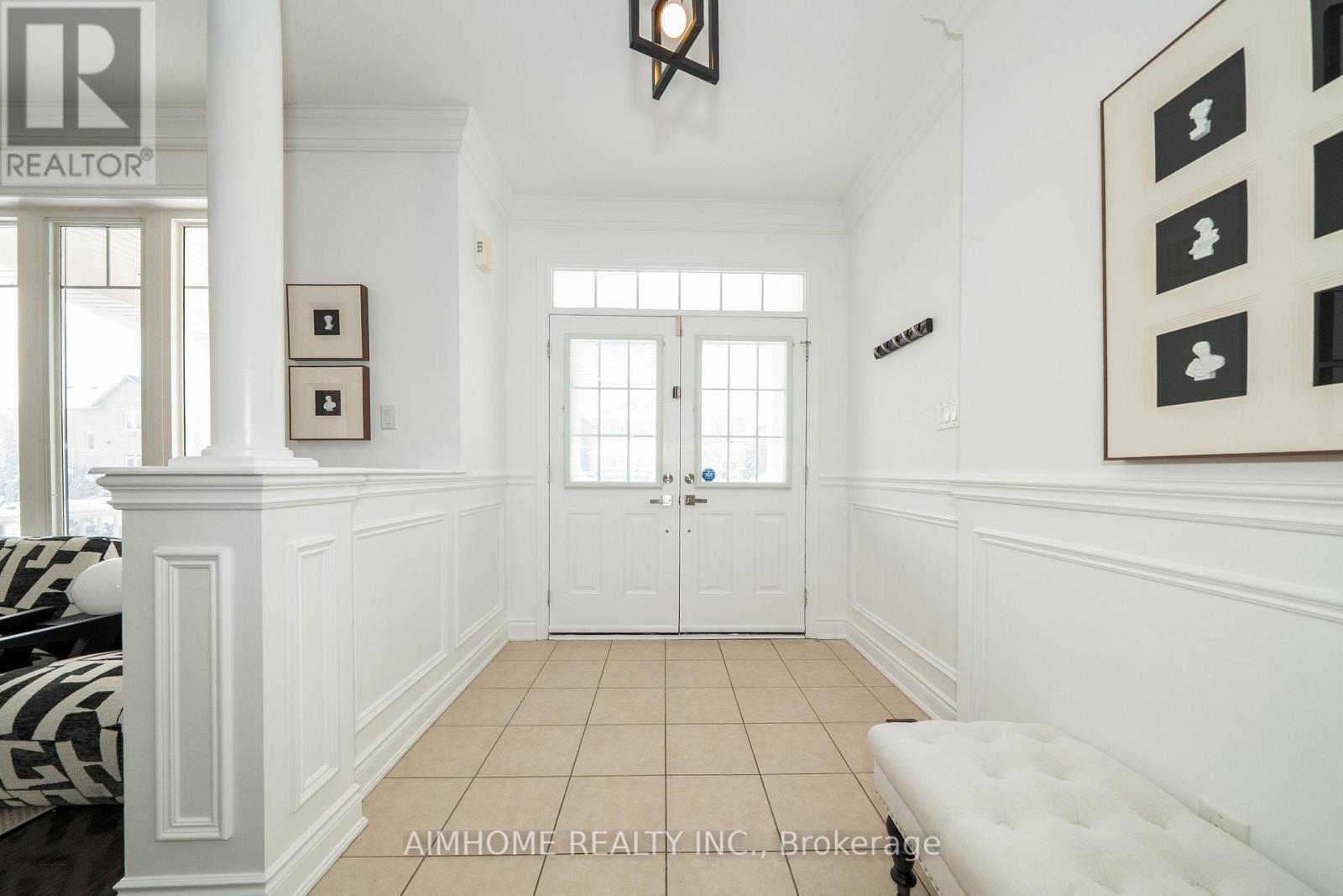 15 Rowley Street, Richmond Hill, Ontario  L4E 0N2 - Photo 5 - N12760412